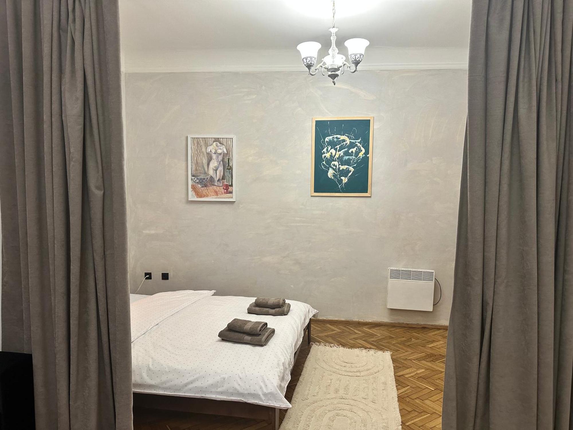 Art Apartment On Kylisha Str Lemberg Exterior foto
